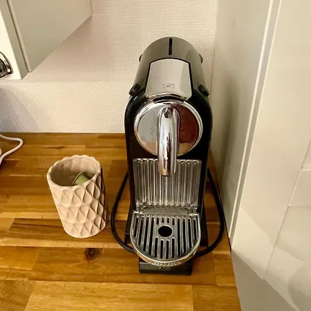 Daire Large 2-room Air-conditioned With Terrace - Near Train Station