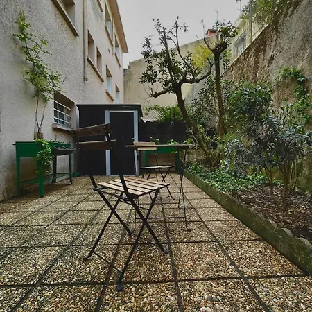 Large 2-room Air-conditioned With Terrace - Near Train Station アパート