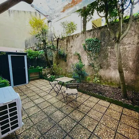 Large 2-room Air-conditioned With Terrace - Near Train Station Daire *